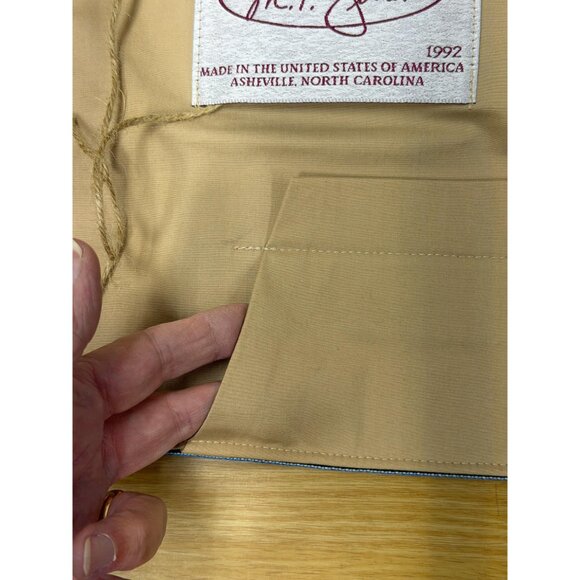 1990s tapestry featuring Humpty Dumpty Made by M.P. Jerrer in Asheville NC - Picture 7 of 8